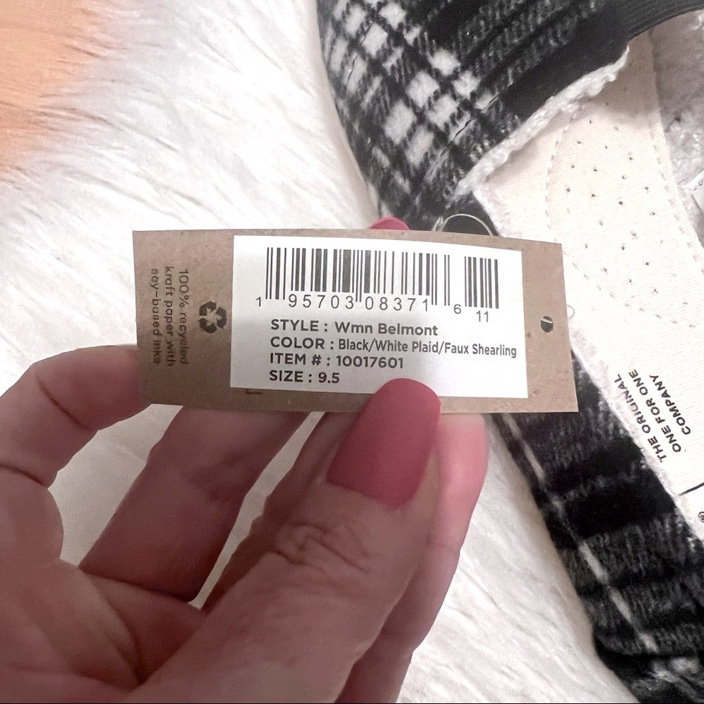 NWT Women’s Toms Belmont Black & White Flannel Plaid Size 9.5 - Picture 3 of 9